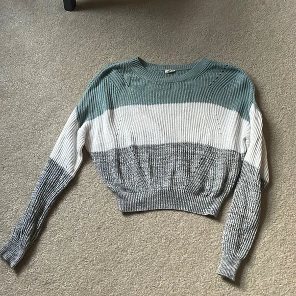 Garage Sweater - Picture 1 of 2